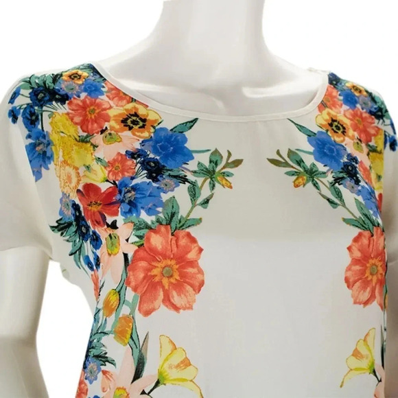 Forever 21 Floral Short Sleeve Top - Picture 2 of 3